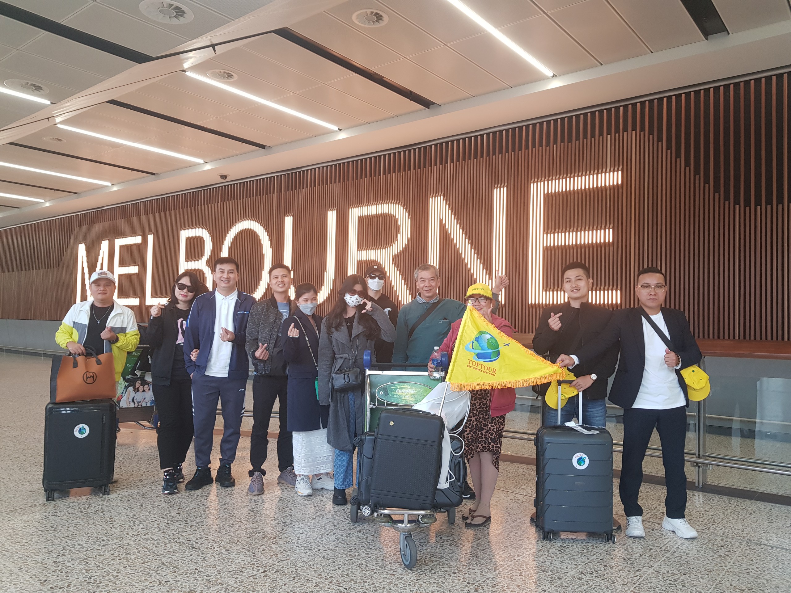 NGÀY 06:  MELBOURNE – HỒ CHÍ MINH (Ăn sáng, trưa)