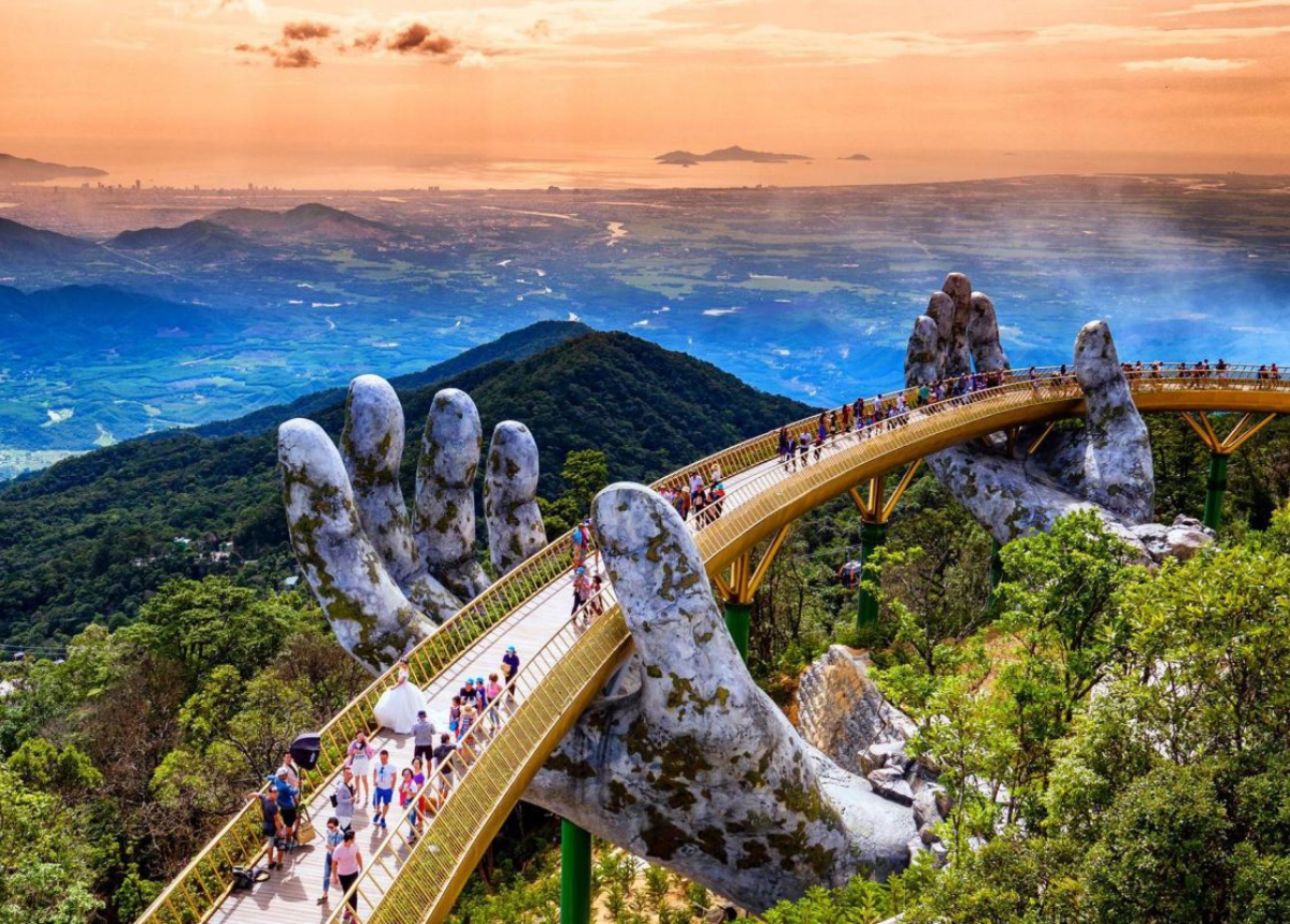 NGÀY 2: ĐÀ NẴNG   –  BÀ NÀ HILL  (Ăn Sáng, Trưa, Tối)
